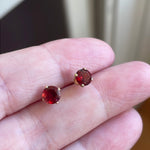 Garnet Stud Earrings - 14k Gold - Vintage