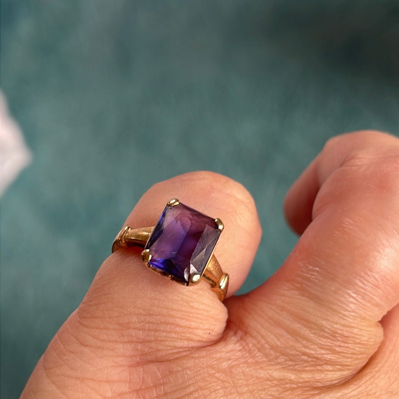 Alexandrite Ring - 10k Gold - Vintage