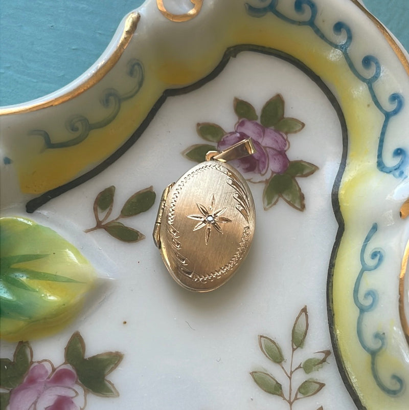 Diamond Star Locket - 10k Gold - Vintage