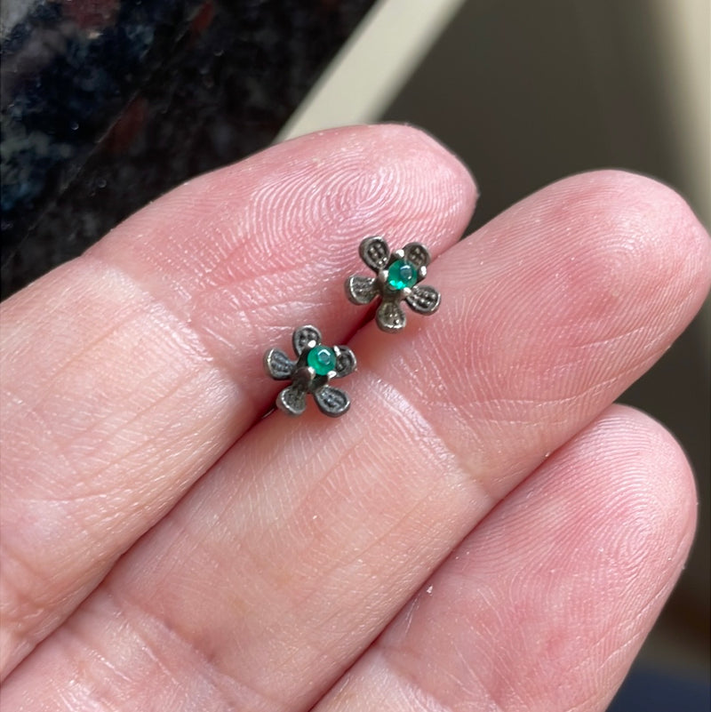 Emerald Flower Stud Earrings - Sterling Silver - Vintage