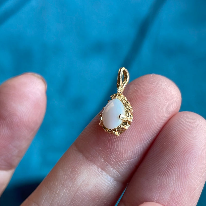 Opal Pendant - 10k Gold - Vintage