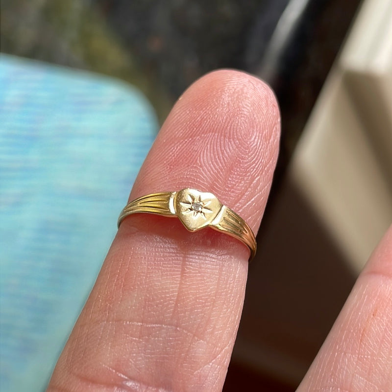 Heart Star Signet Ring - Diamond - 10k Gold - Vintage