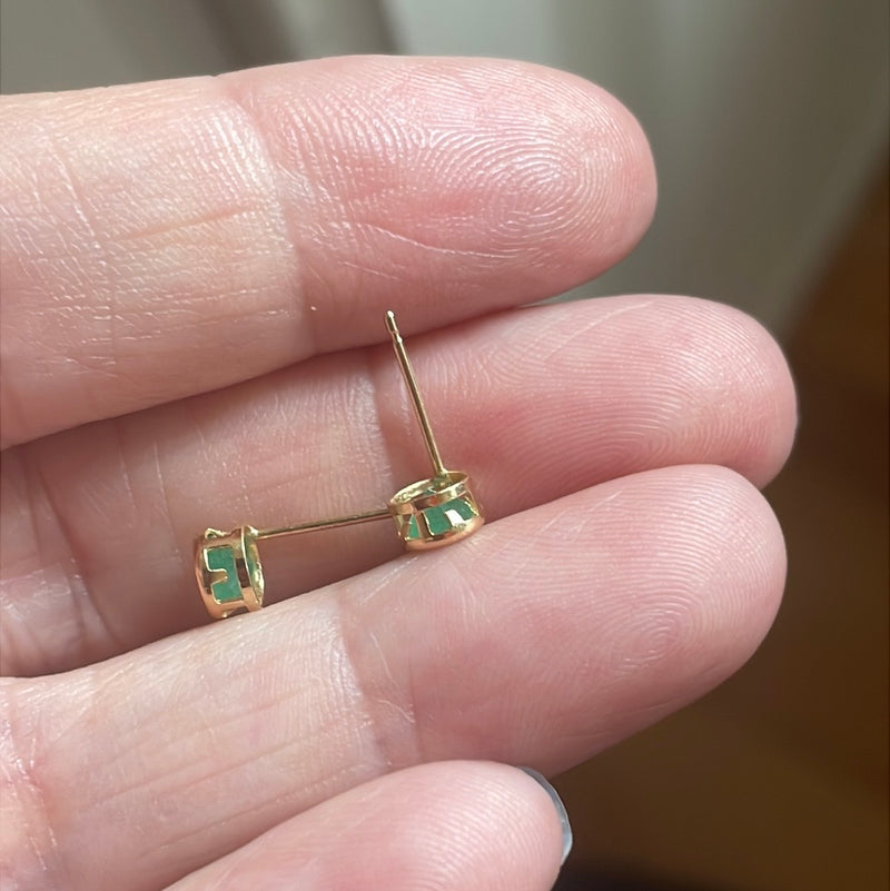 Emerald Round Earrings - 14k Gold - Vintage