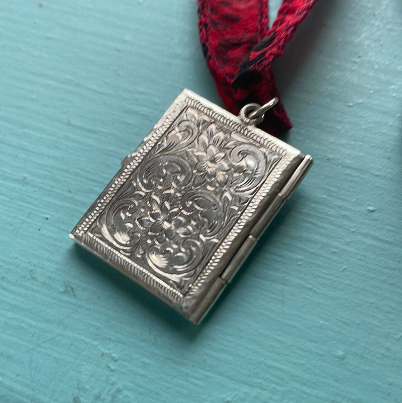 Flower Book Locket - Silk Patterned Fabric Chain - Sterling Silver - Vintage
