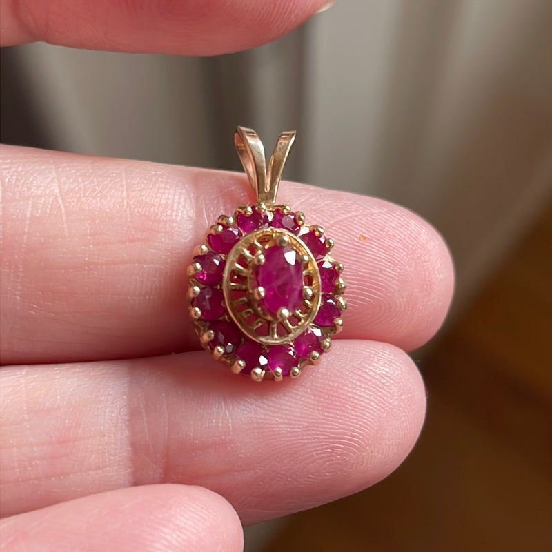 Ruby Pendant - 14k Gold - Vintage