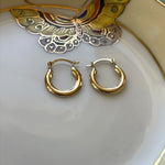 Super Dainty Hoops - 14k Gold - Vintage