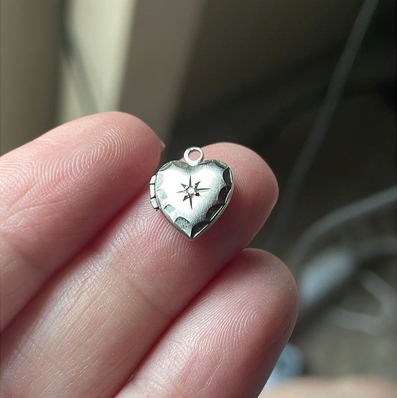 Dainty Heart Star Locket - Sterling Silver - Vintage