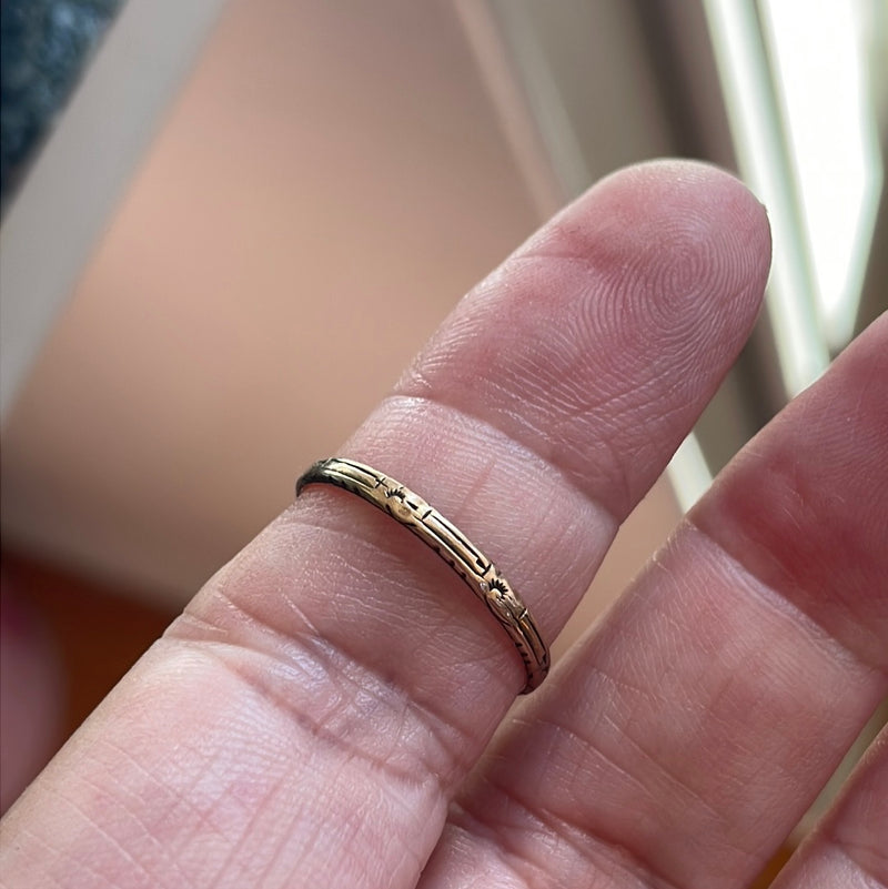 Dainty Striped Band - 10k Gold - Vintage