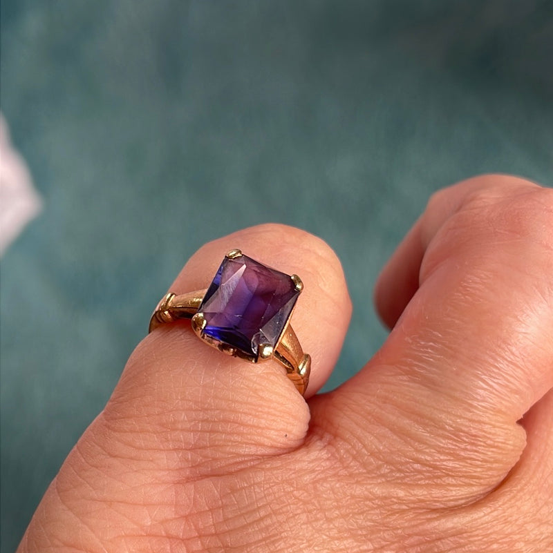 Alexandrite Ring - 10k Gold - Vintage