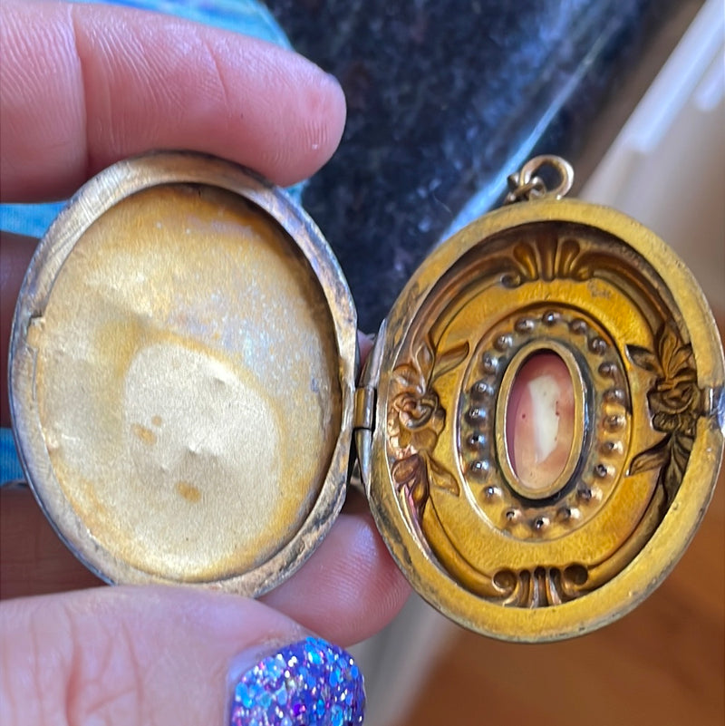 Coral Paste Locket - Art Nouveau - Gold Filled - Antique