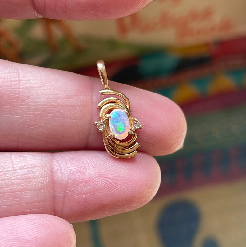 Opal Diamond Pendant - 14k Gold - Vintage