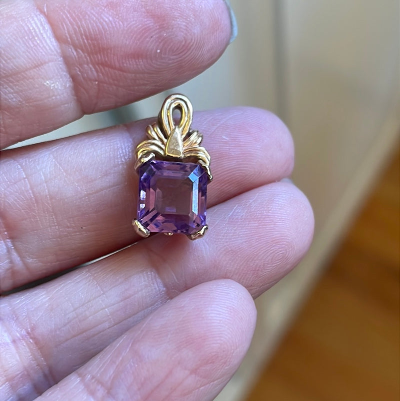 Ornate Amethyst Pendant - Square Cut - 14k Gold - Vintage