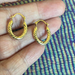 Ridged Oval Hoop Earrings - 14k Gold - Vintage