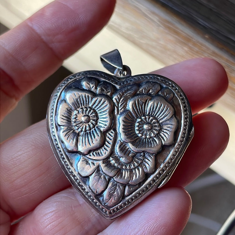 Heart Flower Locket - Sterling Silver - Vintage