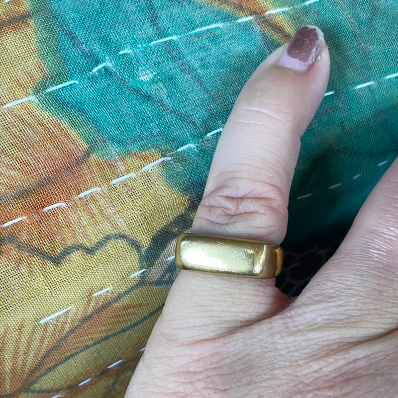 Heavy Square Ring - 18k Gold - Vintage