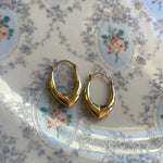 Oval Triangular Hoop Earrings - 14k Gold - Vintage