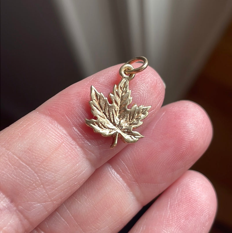 Maple Leaf Pendant - 10k Gold - Vintage