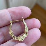 Scallop Gold Hoop Earrings - 14k Gold - Vintage - As Is