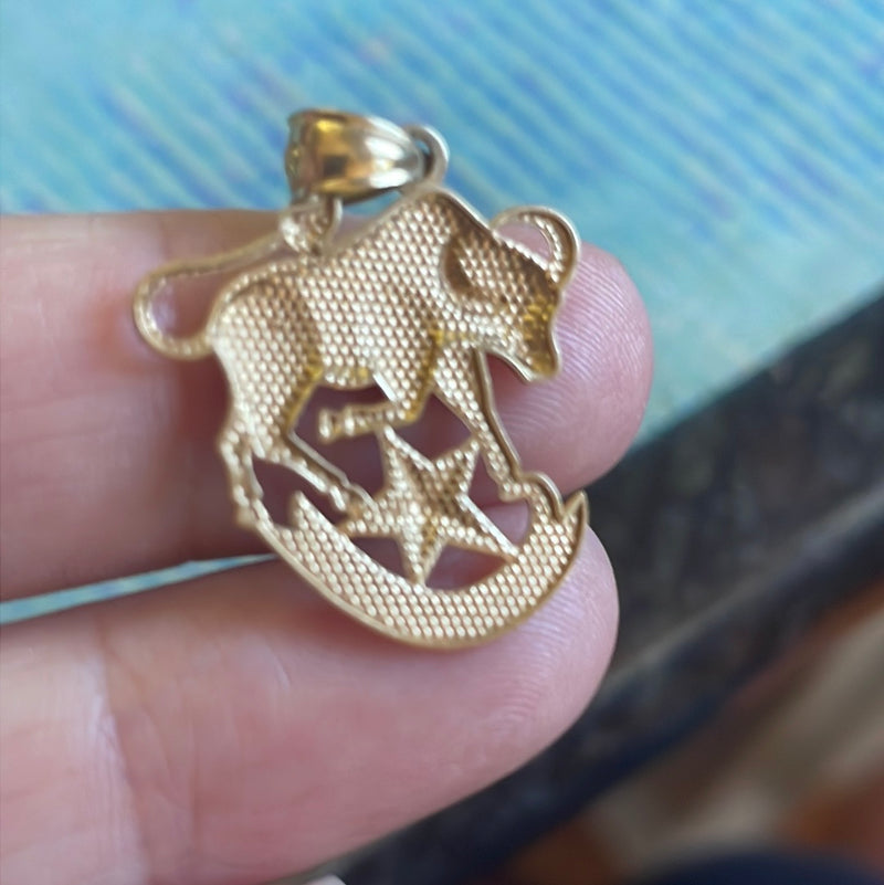 Taurus Pendant - 10k Gold - Vintage