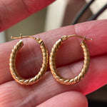 Twisted Oval Hoop Earrings - 14k Gold - Vintage