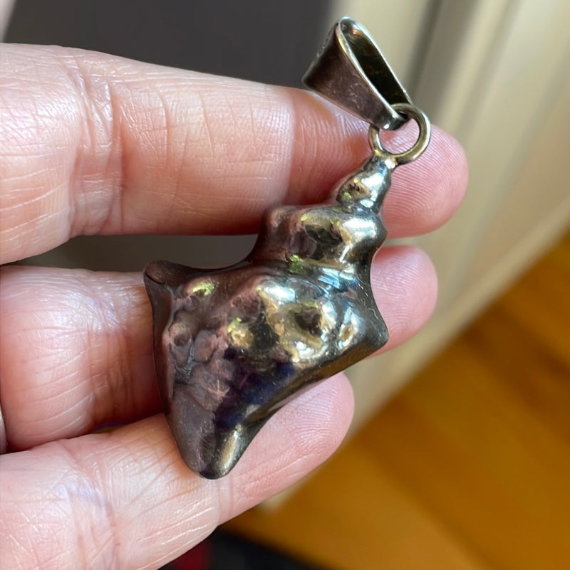 Shell Pendant - Sterling Silver - Vintage