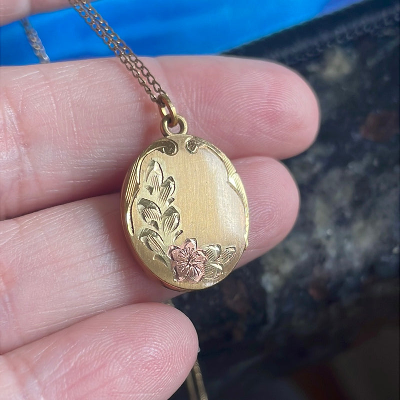 Gold Flower Locket - Rose Gold Flower - Gold Filled - Vintage