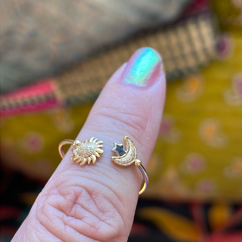 Sun, Moon, Stars Ring - 14k Gold - Vintage