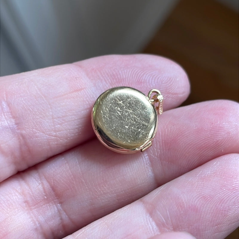 Dainty Round Locket - Gold Filled - Vintage