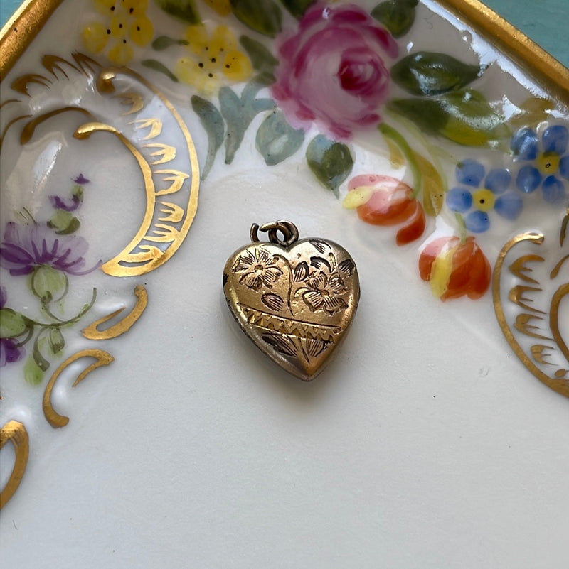 Heart Locket - Engraved Flower - Gold Filled - Vintage