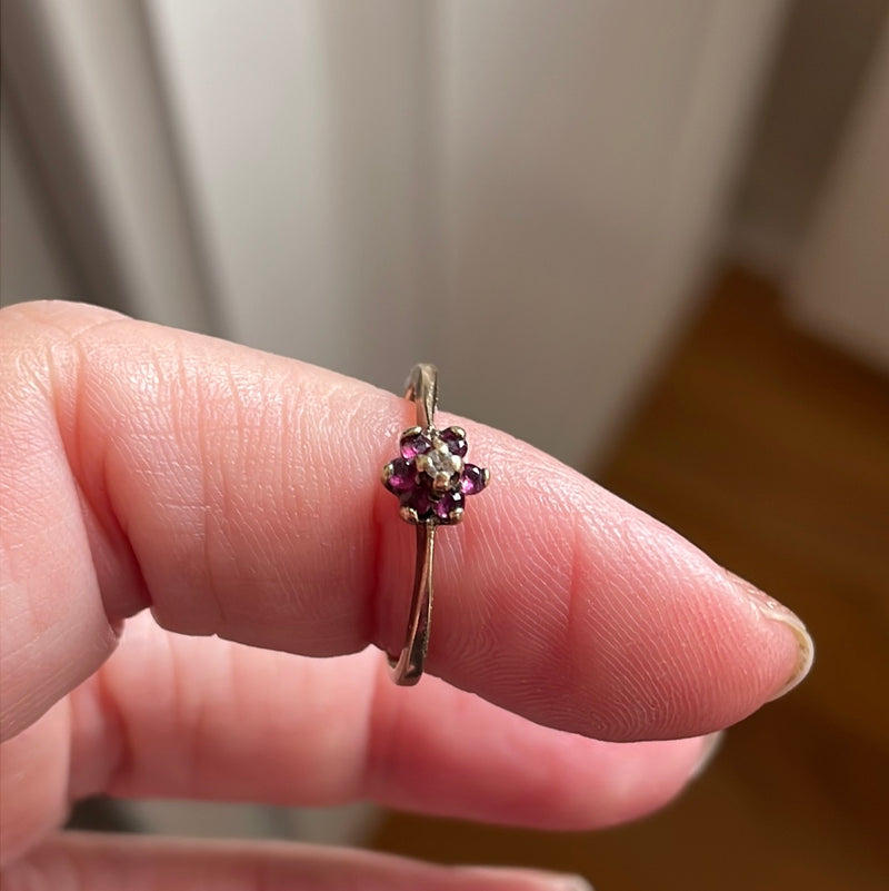 Ruby Diamond Flower Ring - 10k Gold - Vintage