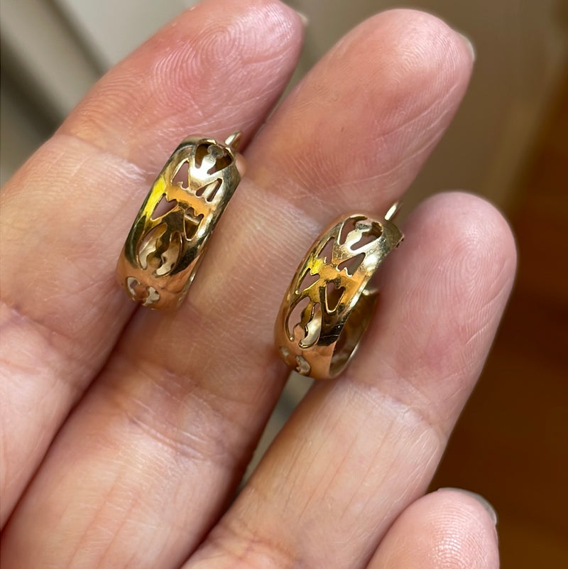 Filigree Hoop Earrings - 14k Gold - Vintage