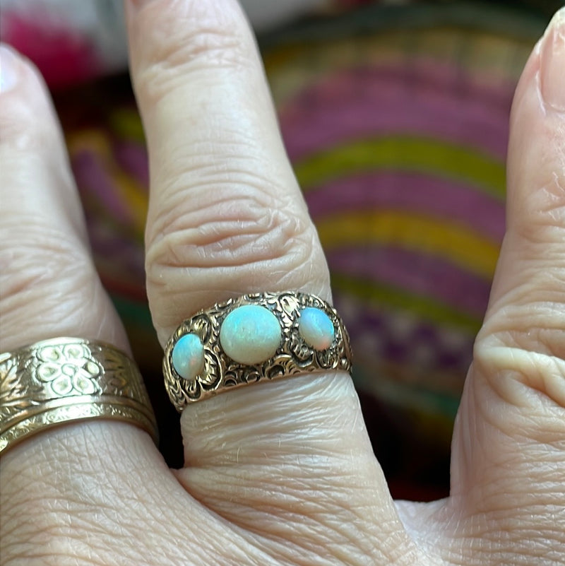 Opal Trilogy Ring - Engraved - 10k Gold - Vintage -