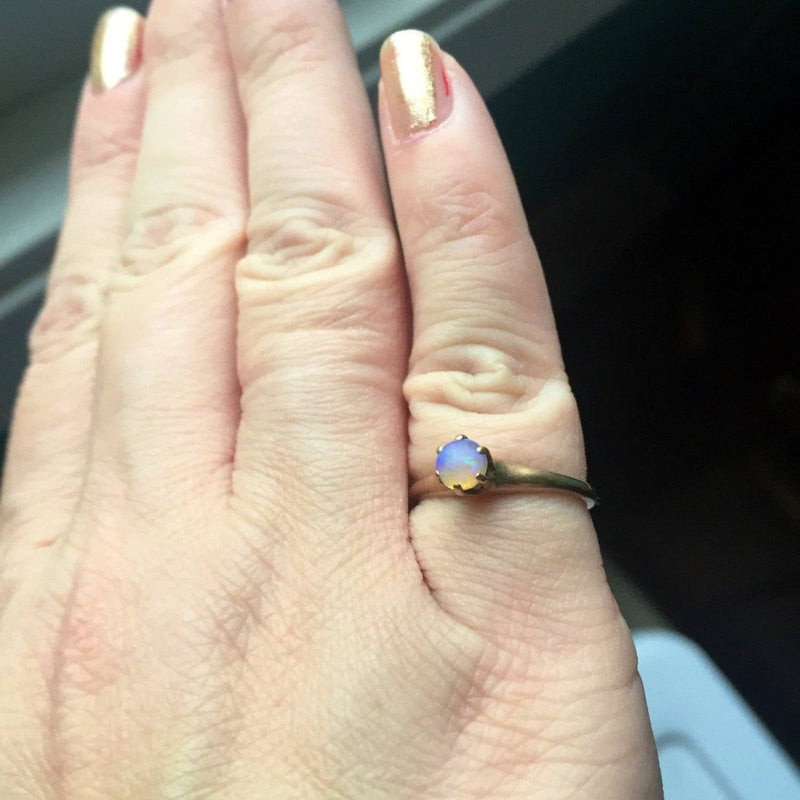 Opal Ring - Solitaire - 10k Gold - Vintage