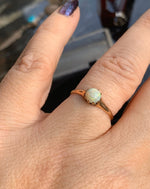 Opal Solitaire Ring - Opal Gold Ring - 9k Gold - Engagement Ring - Wedding Ring - Vintage Jewelry