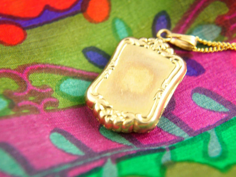 Flower Locket Necklace - 1940s Locket - Engraved Locket - Gold Filled Locket - Wedding Locket