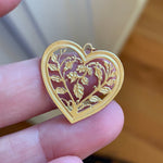 heart-leaf-pendant