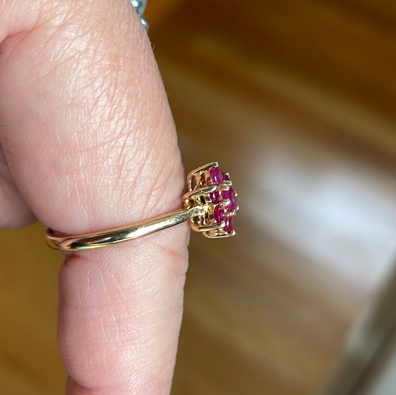 Ruby Flower Ring - 10k Gold - Vintage