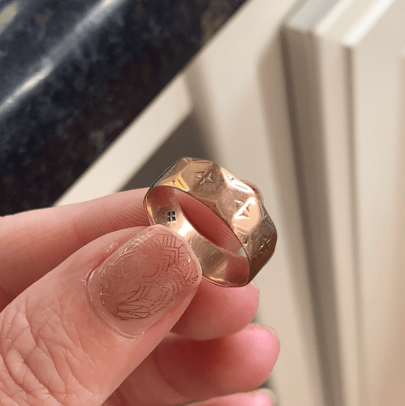 Engraved Rose Gold Cigar Band - 9k Gold - Antique