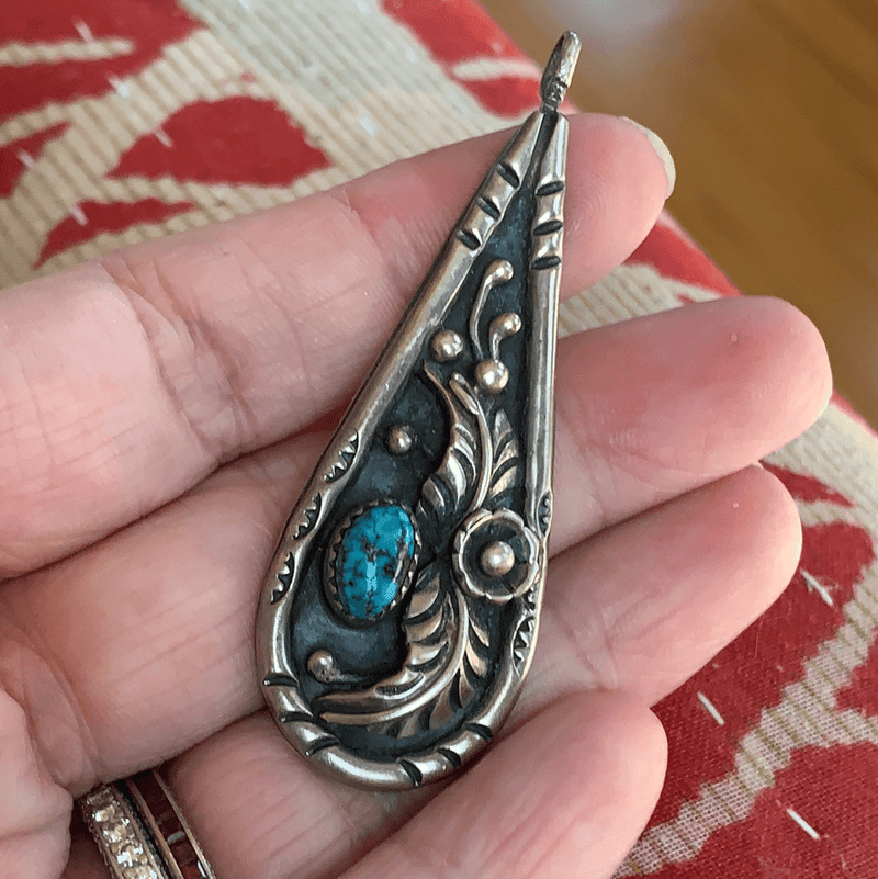 turquoise-pendant-native-american-sterling-silver-vintage