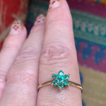 Emerald Flower Ring - 10k Gold - Vintage