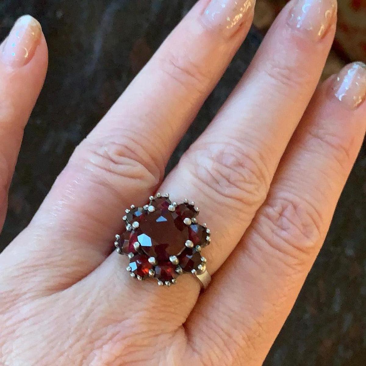 Antique Bohemian Garnet Crystal Jewelry Box Ref: 852773 - Antique Jewelry, Vintage Rings, Faberge EggsAntique Jewelry, Vintage Rings