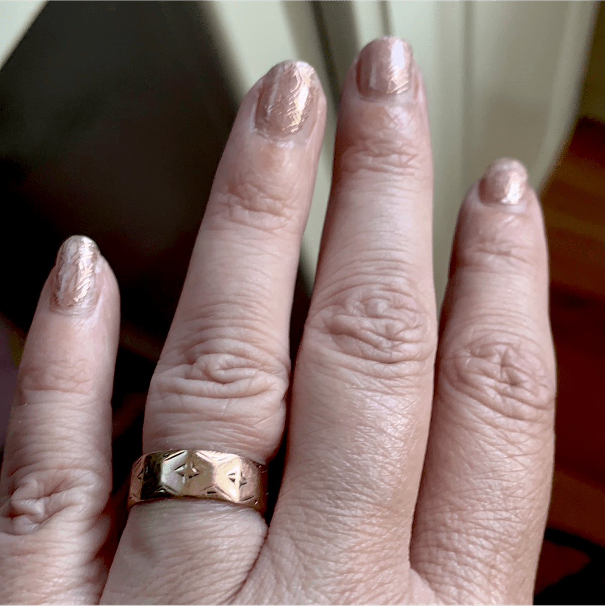 finger louis vuitton nanogram ring