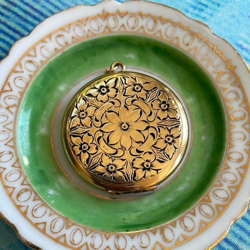 Engraved Flower Locket - Gold Filled - Vintage locket