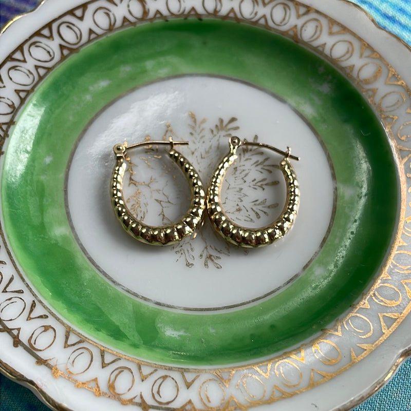 Beaded Oval Earrings - 14k Gold - Vintage