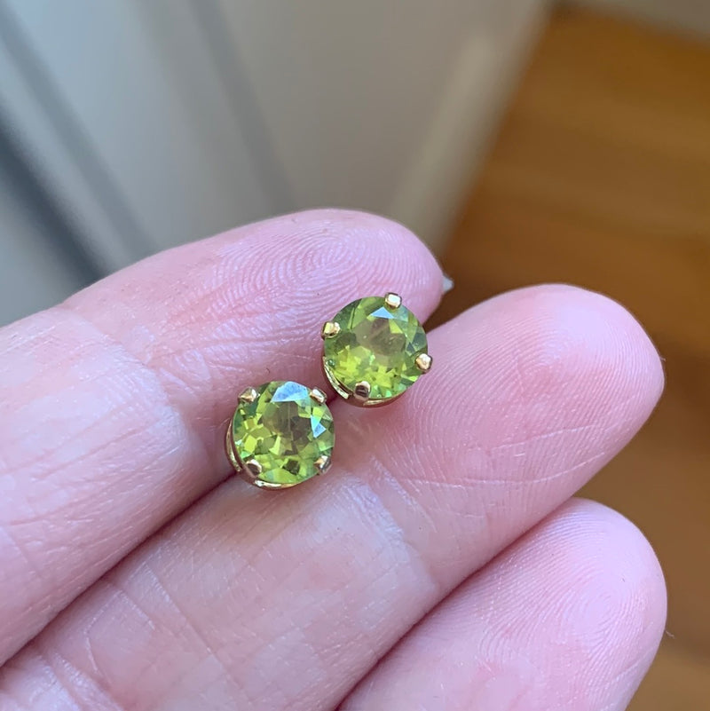 Peridot Earrings 14k Gold Vintage – Vintage Paris Jewelry