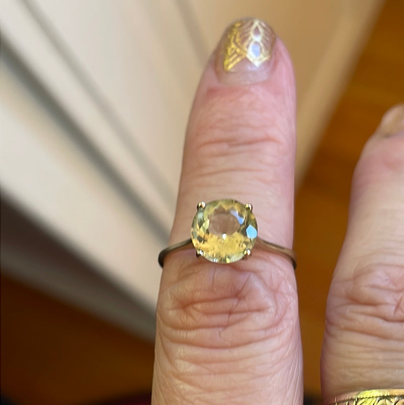 Citrine Solitaire - 9k Gold - Vintage