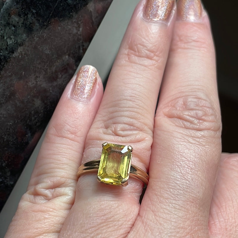 Yellow Sapphire Ring - Emerald Cut - 10k Gold - Vintage