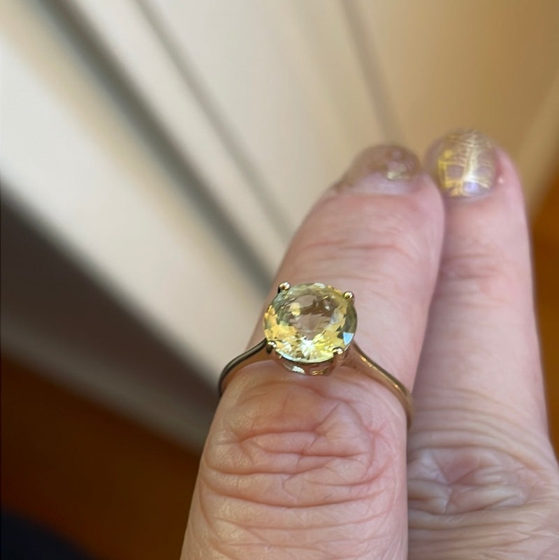 Citrine Solitaire - 9k Gold - Vintage