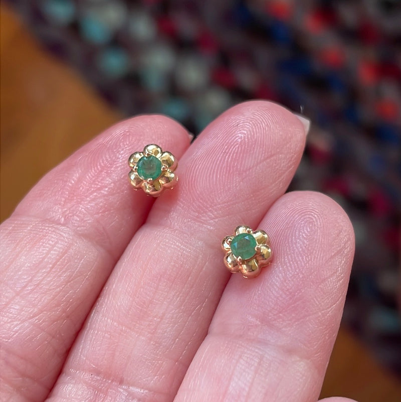 Emerald Flower Earrings - 14k Gold - Vintage