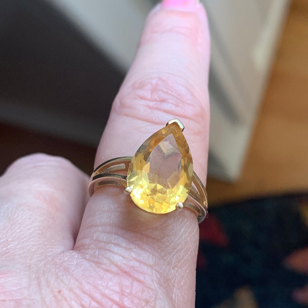 Citrine Teardrop Ring - 10k Gold - Vintage – Vintage Paris Jewelry